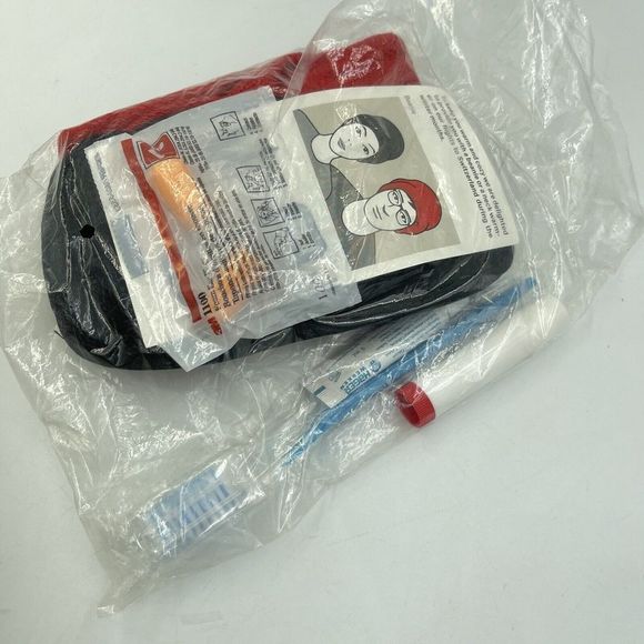 Travel Flight Amenities Toiletry Kit - Picture 3 of 4